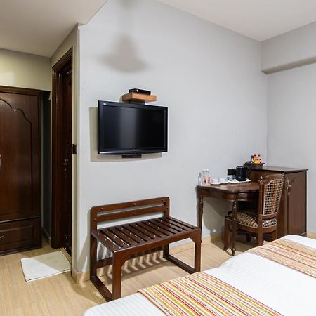 Hotel Sunstar Grand Delhi  Exterior foto