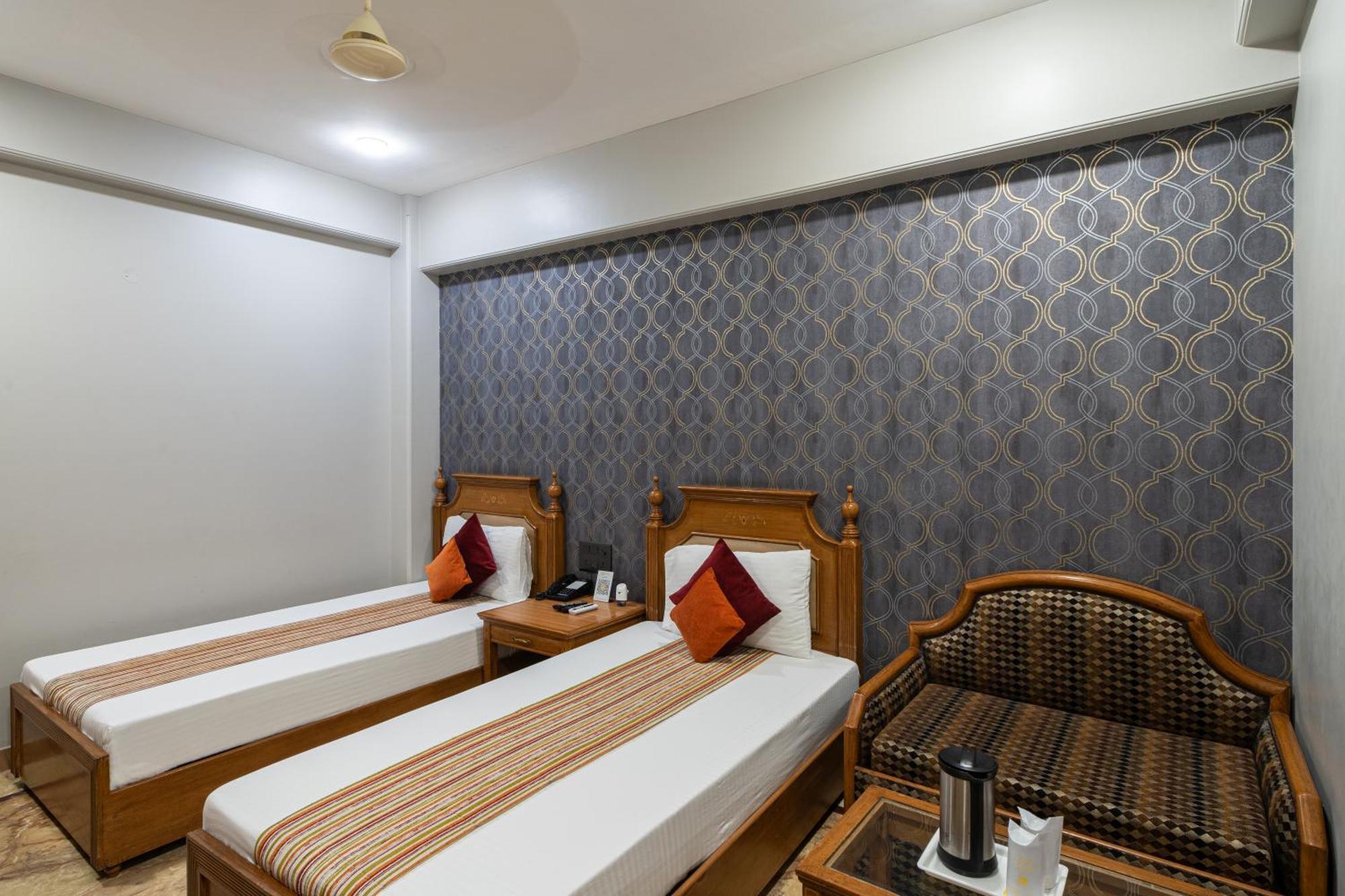Hotel Sunstar Grand Delhi  Exterior foto